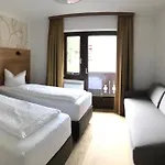 Vakantiehuis Ferienhaus Pension Gulla *