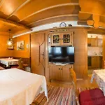 Ferienhaus Pension Gulla