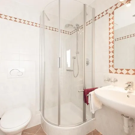 Ferienhaus Pension Gulla Будинок відпочинку *