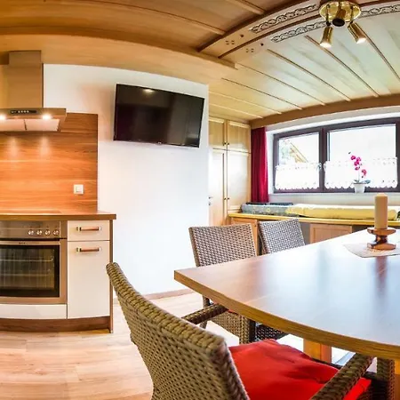 Ferienhaus Pension Gulla Hébergement de vacances Neustift im Stubaital