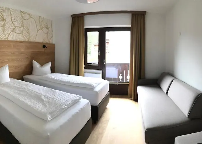 Semesterbostad Ferienhaus Pension Gulla *