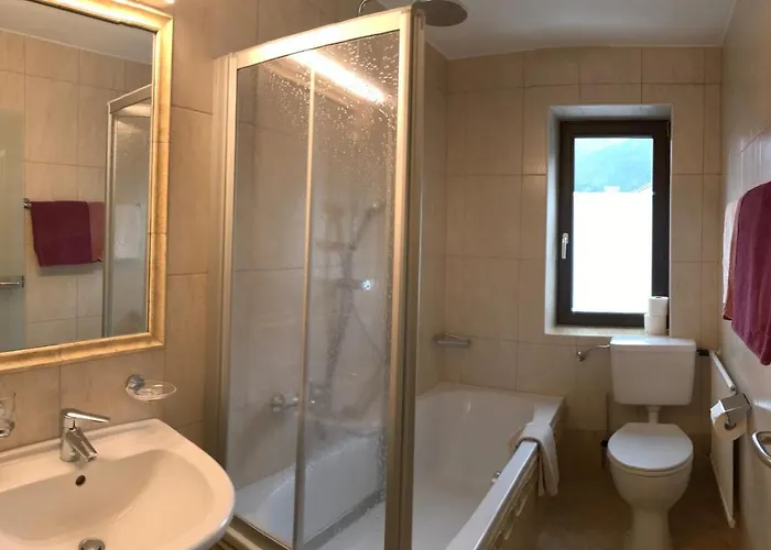 Ferienhaus Pension Gulla