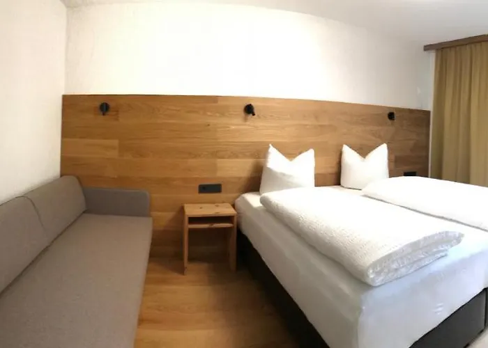 度假居 Ferienhaus Pension Gulla *