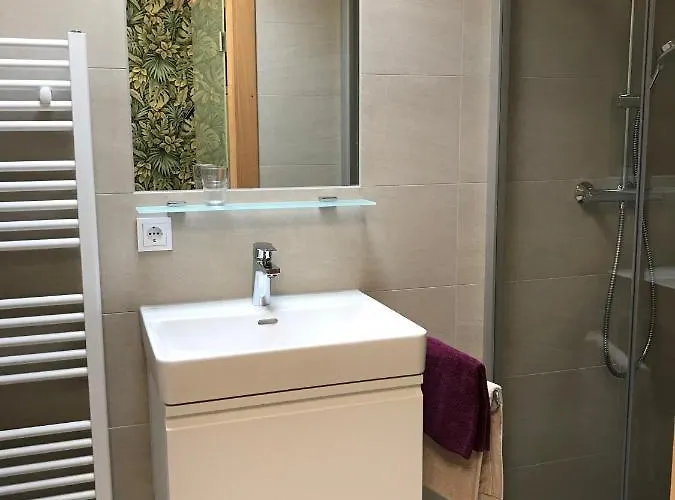 Semesterbostad Ferienhaus Pension Gulla