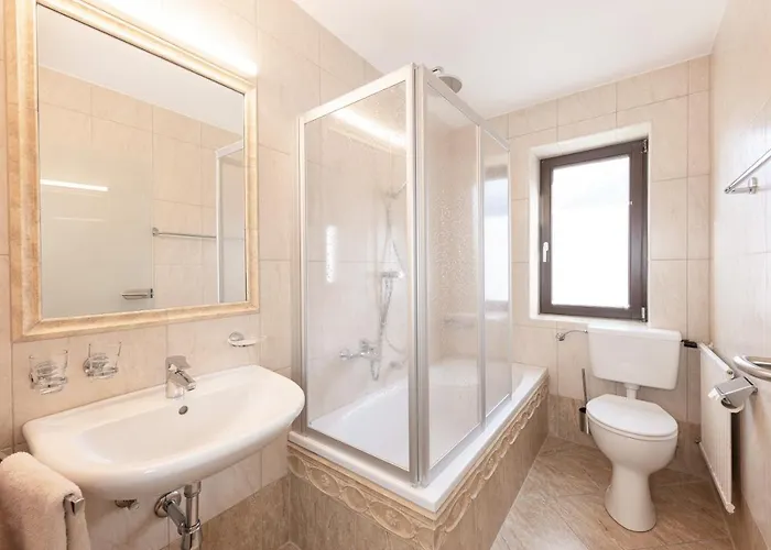 Ferienhaus Pension Gulla * 施图拜河谷新施蒂夫特