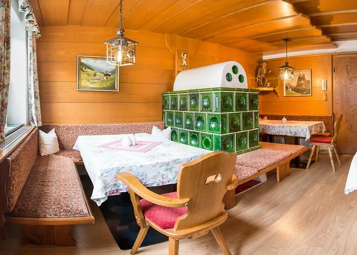 Semesterbostad Ferienhaus Pension Gulla