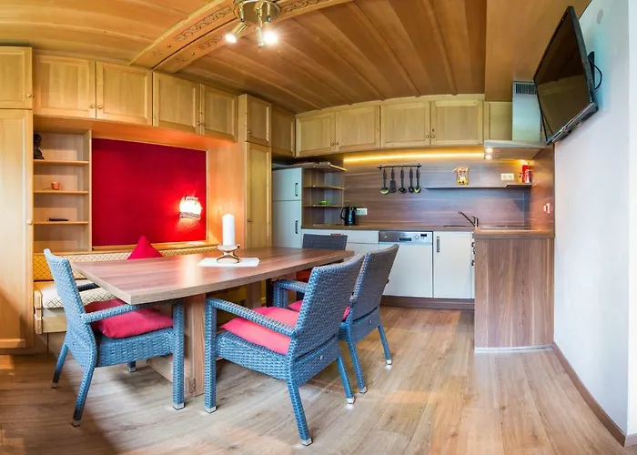 Ferienhaus Pension Gulla Casa de Férias *